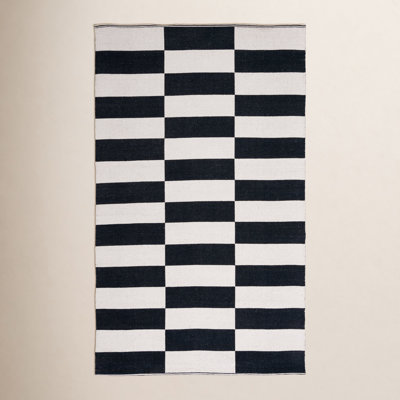 Alvana Black Ivory Hand-Woven Cotton Rug