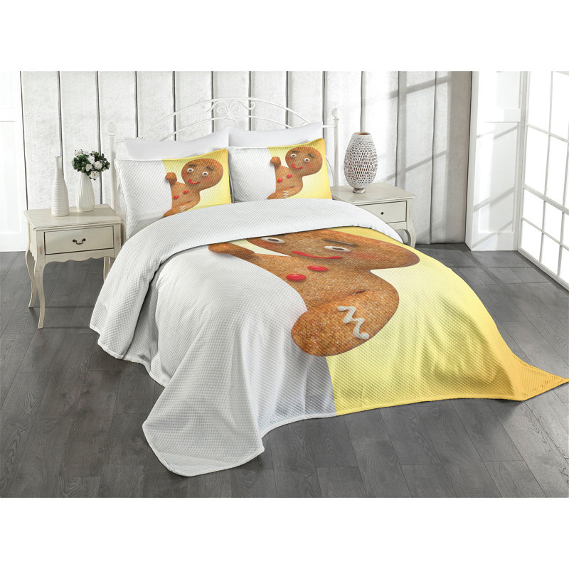 Ambesonne Gingerbread Man Bedspread Set Xmas Character Multicolor, King Bedspread + 2 Standard Shams
