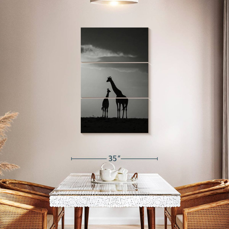 Brampt Giraffe's Affection, 32" H x 20" W