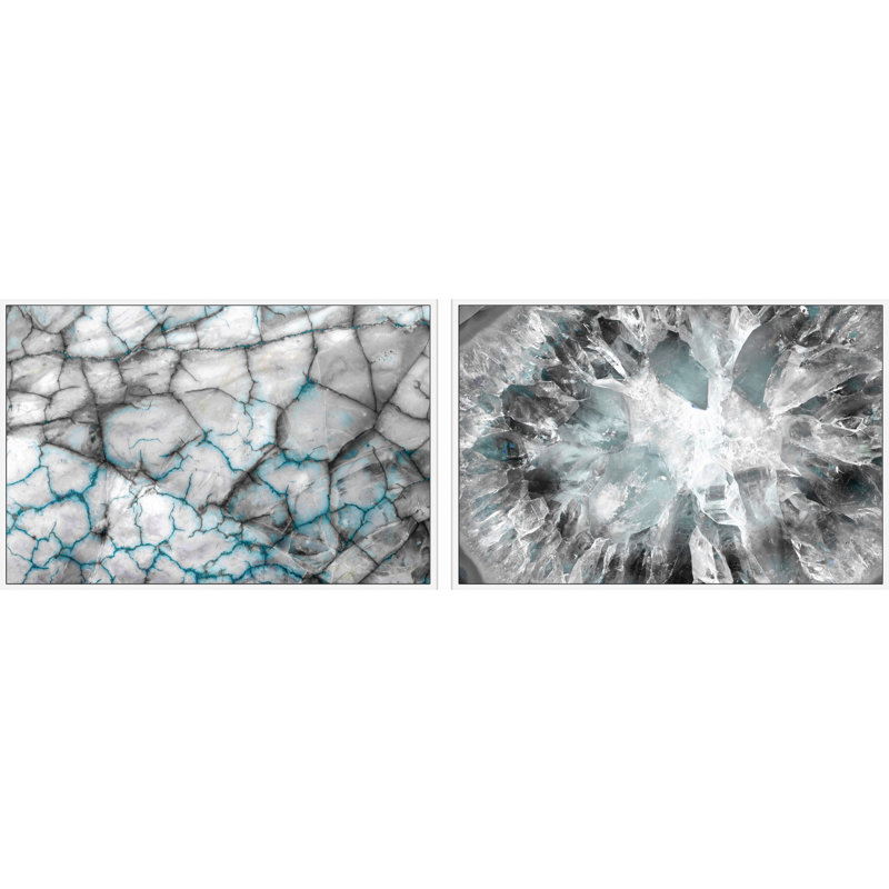 «In P pièces», reproduction sur toile 2 pièces, H 20 po x l 30 po x L 1,5 po