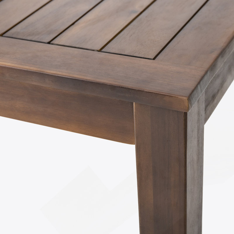 Table d'extérieur et deux bancs