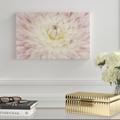 «Dahlia Flower» par Cora Niele - reproduction de photo sur toile