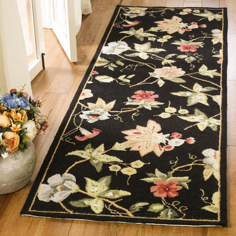 Tapis noir en laine bouclé / crocheté à la main Hollander, Tapis de couloir 2 pi 6 po x 22 pi