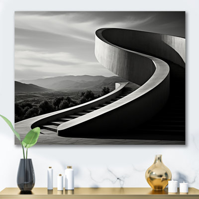 " Serpentine Solitude Staircase "