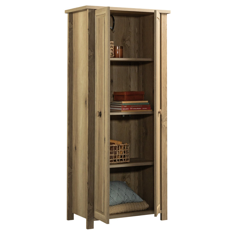 Armoire de rangement avec finition brune, aspect rustique pour la cuisine, la buanderie ou le salon, tablettes réglables et fiable