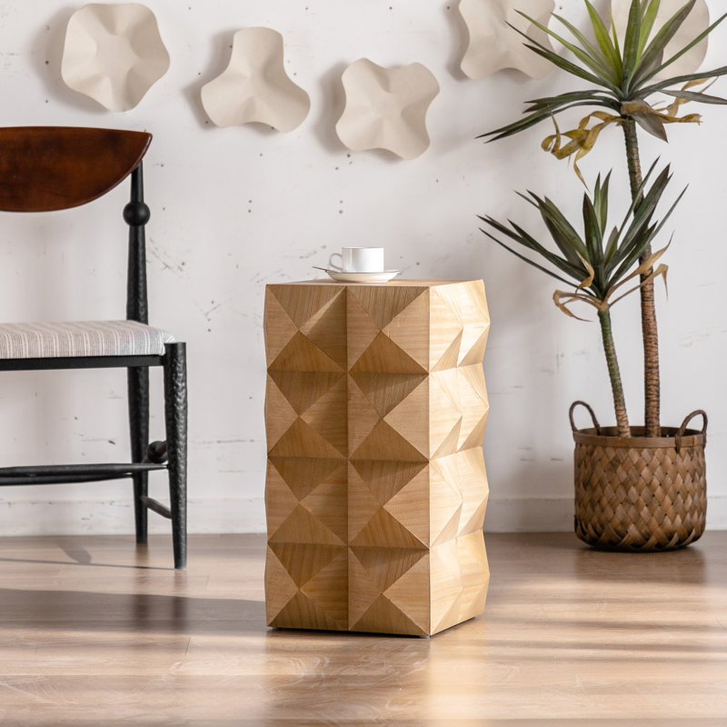 Table d'appoint de 23,13 po de hauteur et sapin - Superbe conception 3D à trois étages, haut et sapin, finition naturelle, carré de 12,12 po, charge de 220 lb