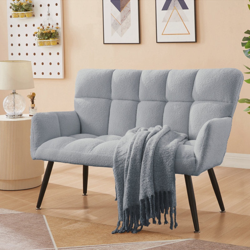Fauteuil capitonné large 52,56 po Machella, Bleu clair