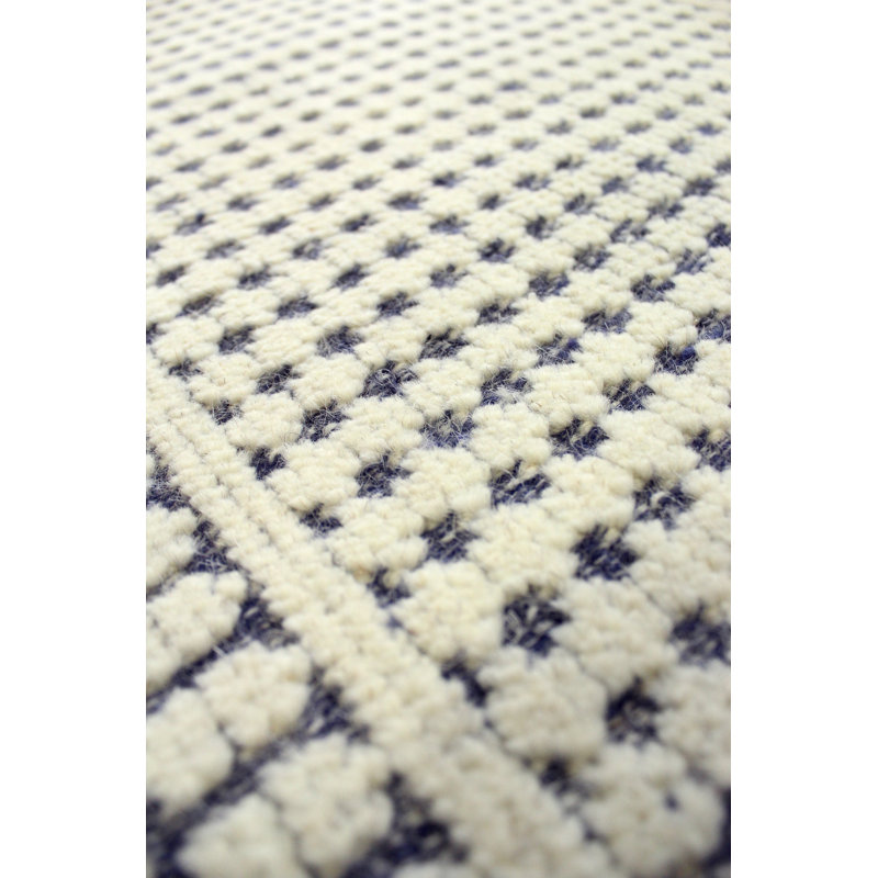 Mykonos Wool Geometric Area Rug in Ivoey/Navy, Runner 2'6" x 9'11"