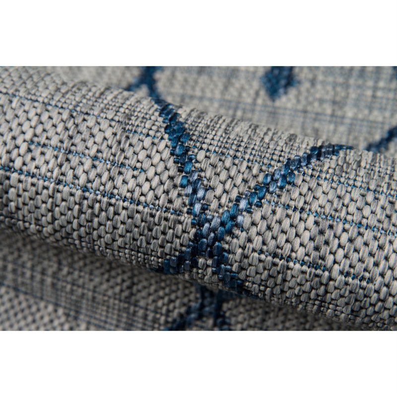 Villa Geometric Gray Synthetic 7'10" x 10'10" Area Rug