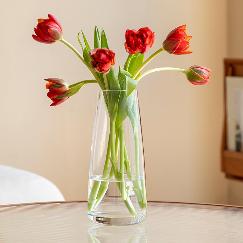 Vase en verre moderne, Limpide