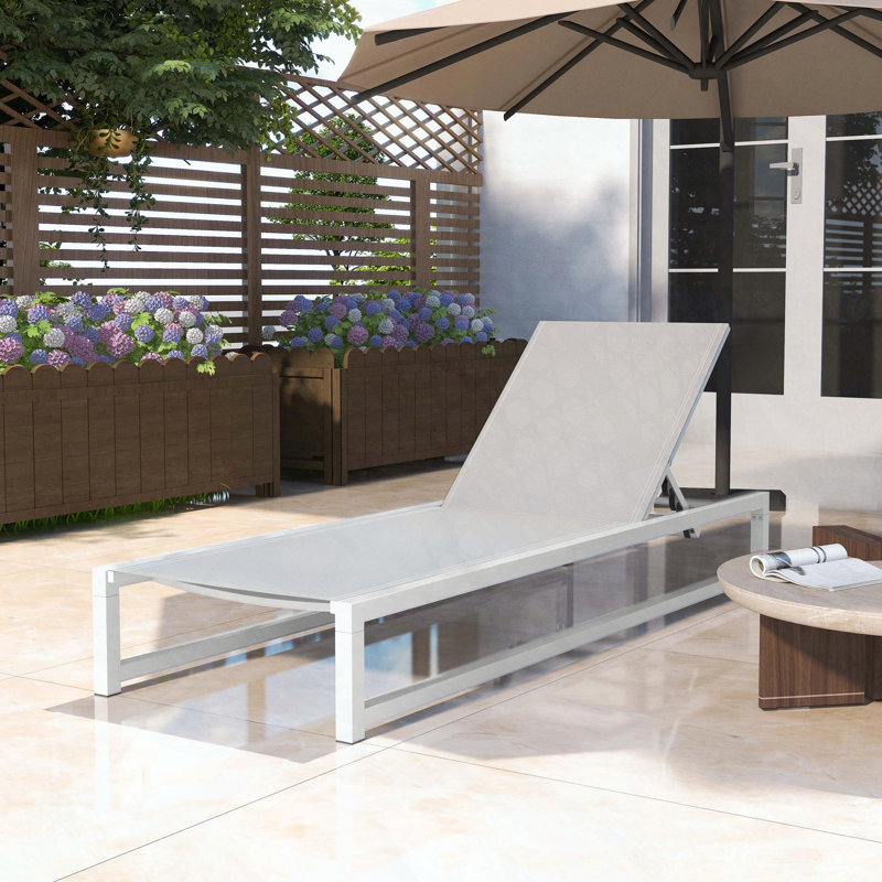 Chaise longue réglable en aluminium à 5 positions avec filet PVC-coated polyester, capacité de 400 lb