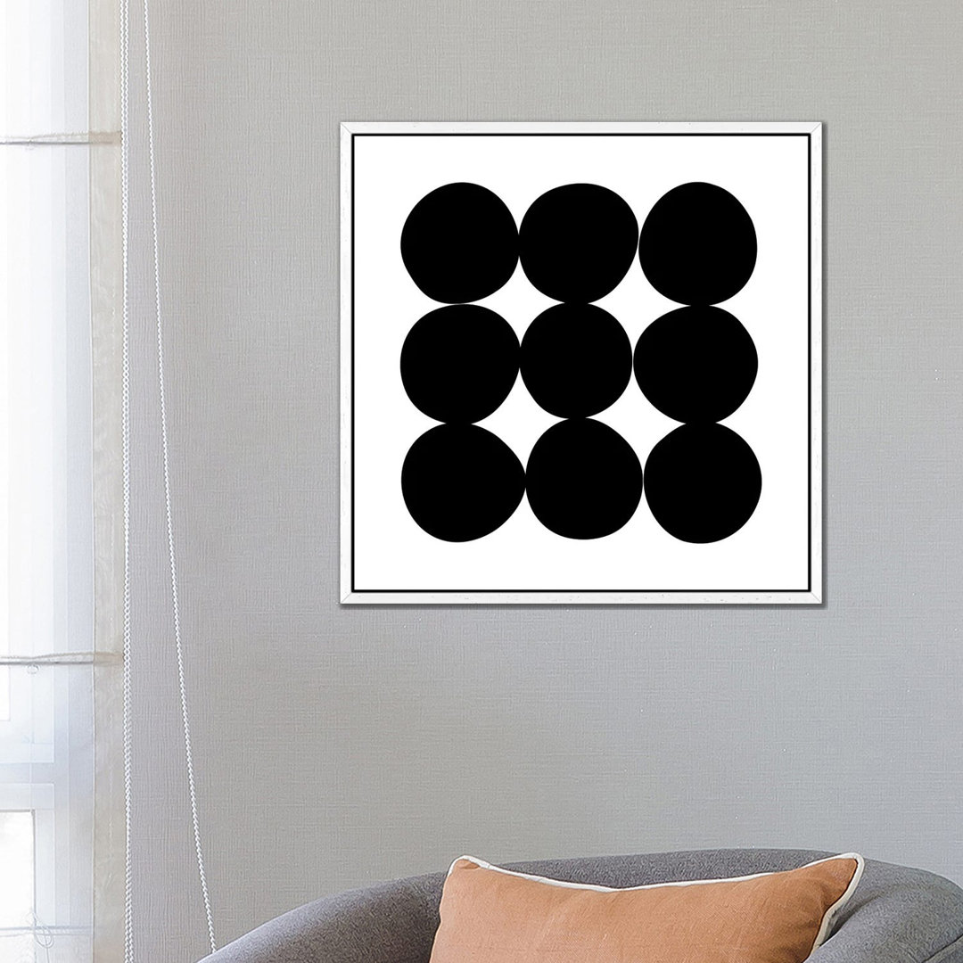 Black+White Dot Gallery Wall II von The Maisey Design Shop - Galerie-verpackte Leinwand Giclée auf Leinwand