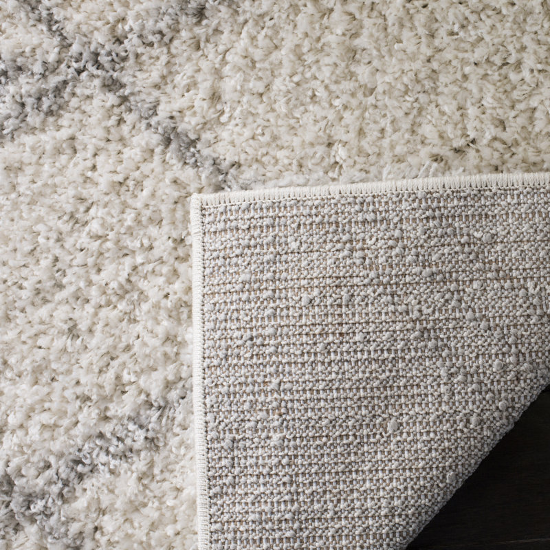 Langara Geometric Hand Woven Area Rug, Rectangle 91 x 152 cm