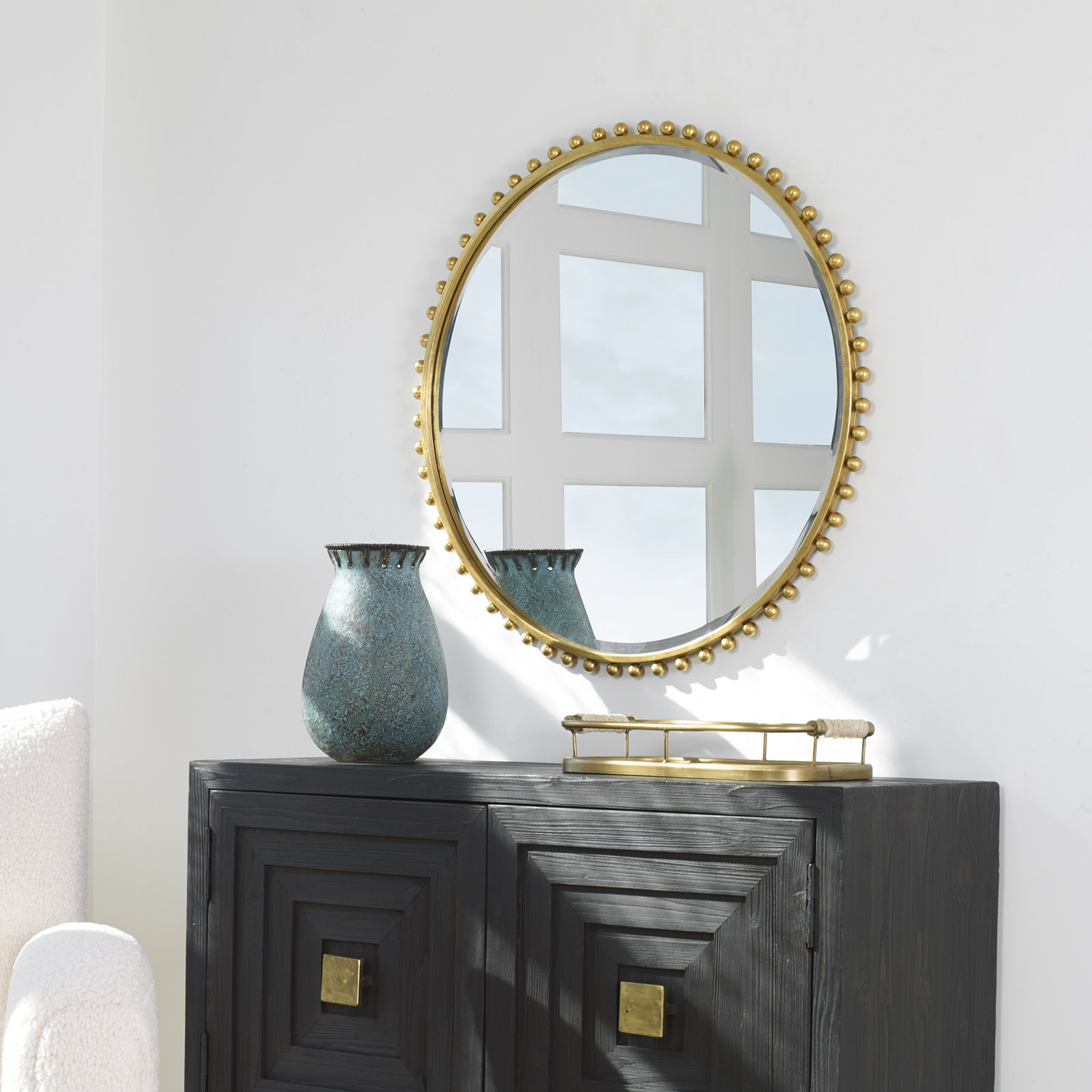 Bedonia 32" Round Metal Wall Mirror, Gold