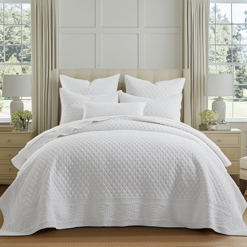 Ensemble de couvre-lit double blanc brillant Ballou, Couvre-lit double et 2 taies décoratives