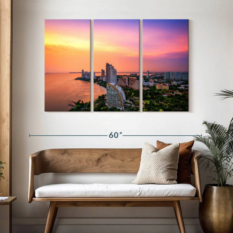 Rorry Pattaya City Waterfront, 32" H x 50" W