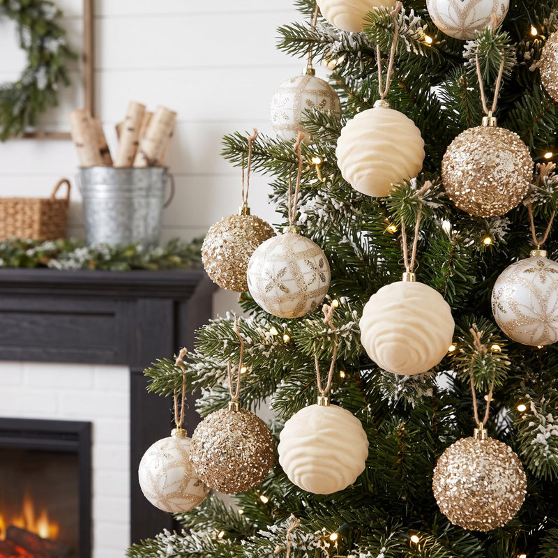 Ensemble de 25 boules de Noël incassables de 2,4 po 25 pièces, Deep champagne white