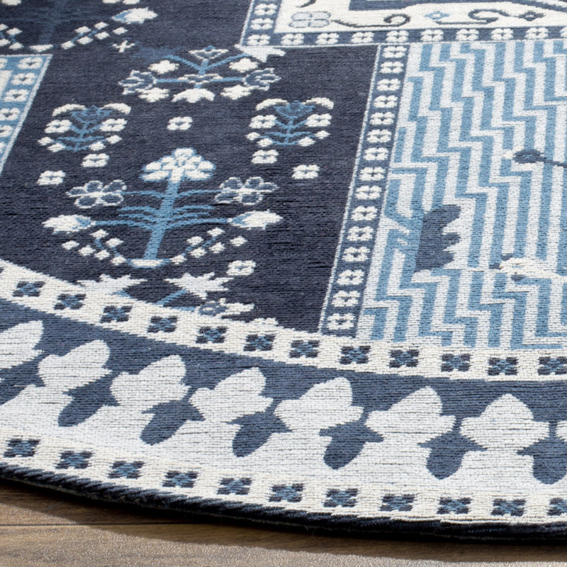 Estep Performance Geometric Rug, Round 6'