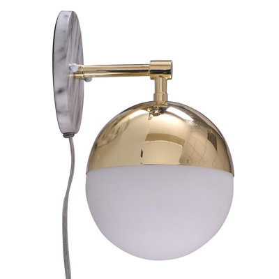 Gerlof Plug-in Armed Sconce