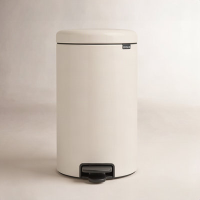 Brabantia Newicon 5.3gal Step-On Can