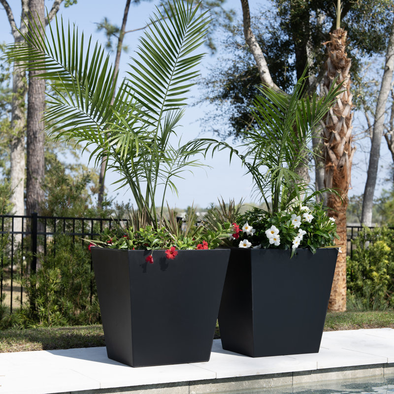 Tremont 20 x 24 Planter 2pk (Black)