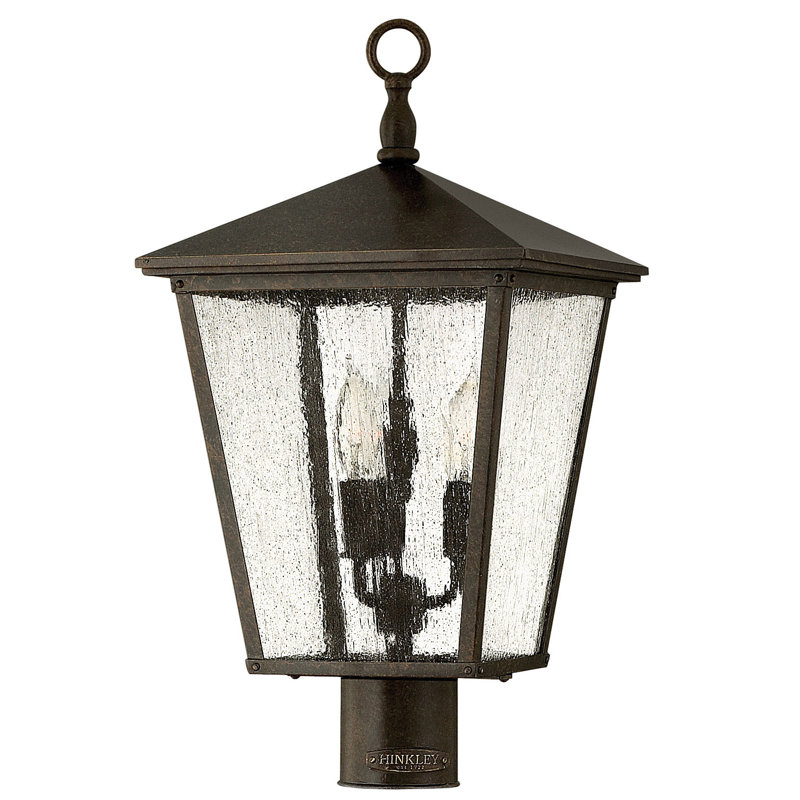 Lanterne d'extérieur à trois lumières Trellis, Incandescent