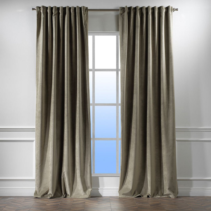 Panneau simple décoratif extra large en velours mat sur mesure, L 100 po x L 240 po, 28 vert kaki