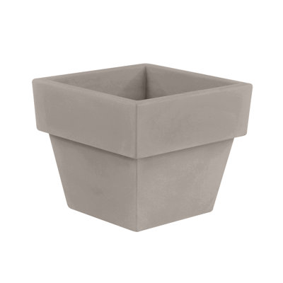 Vaso Resin Pot Planter