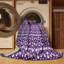 Tapis mauve tissé à la machine-68661570