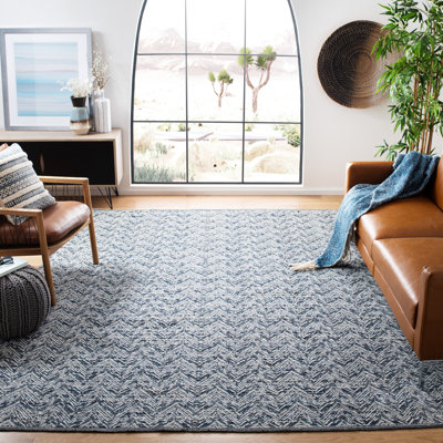 Cobb Kilim Hand Woven Wool Chevron Rug