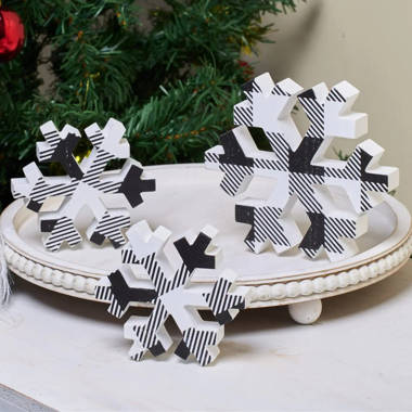 Wooden Snowflake Table Decor – Dwellings Decor