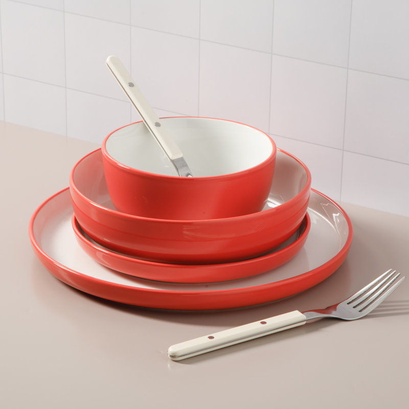 Dinner Theatre Piece Porcelain China Dinnerware Set - Service for 4, Red