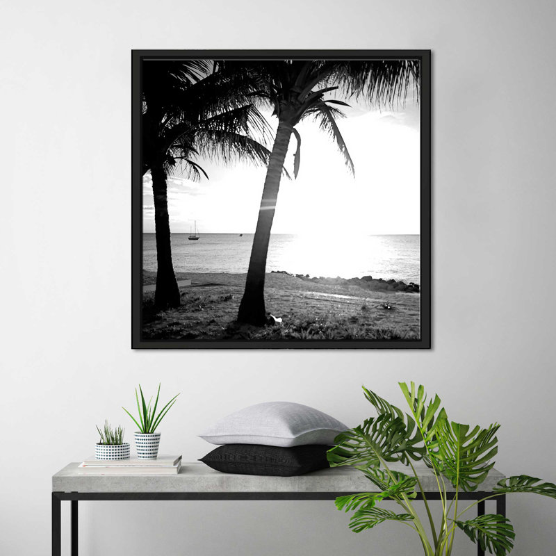 «BW Bimini Sunset II (Square)» par Susan Bryant, reproduction, Cadre flottant noir, H 21,5 po x l 21,5 po x P 2 po