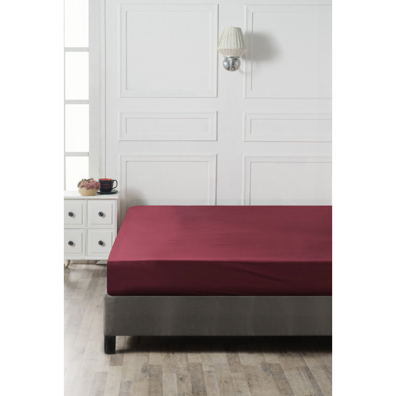 Premium Ranforce Single Fitted Sheet, Maroon, 35.4 x 74.8 + 11.8 inches | 100% Cotton, 155 Thread Count, Lightweight 4.1 oz/sq yd | Machine Washable, Soft & Breathable for Comfortable Sleep