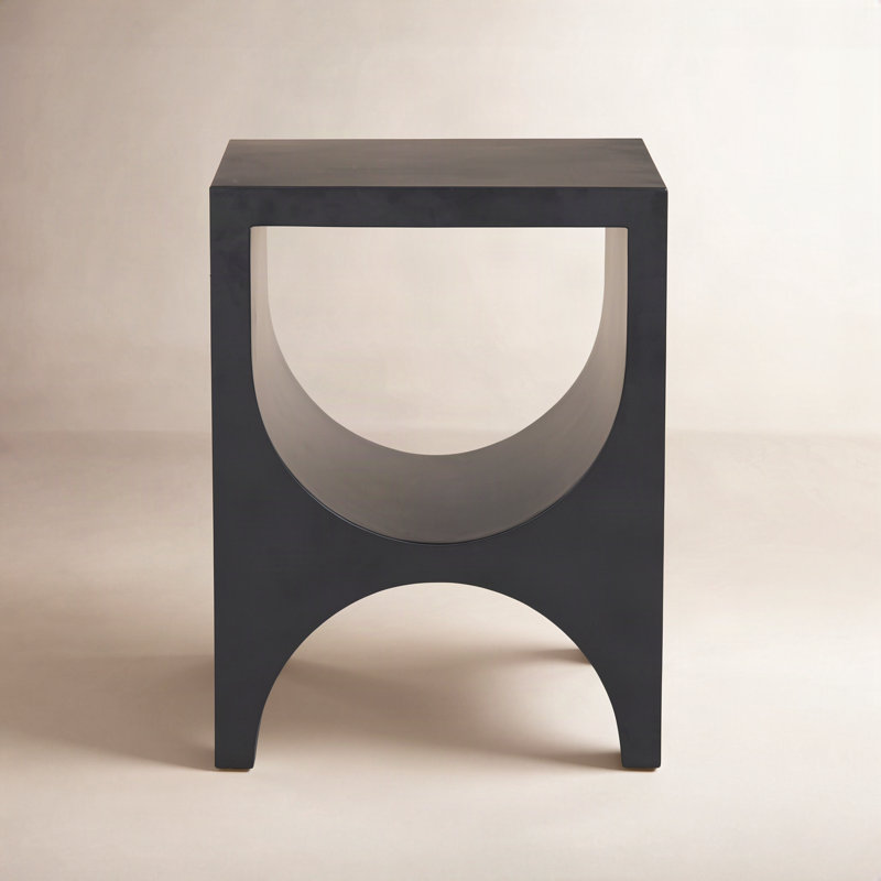 Lille Iron Top End Table