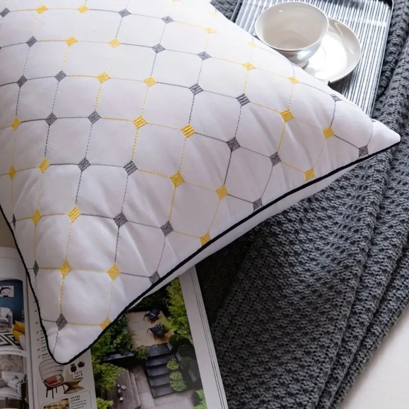 2 pièces d'oreillers de style hôtel et écologiques pour la chambre à coucher et le salon