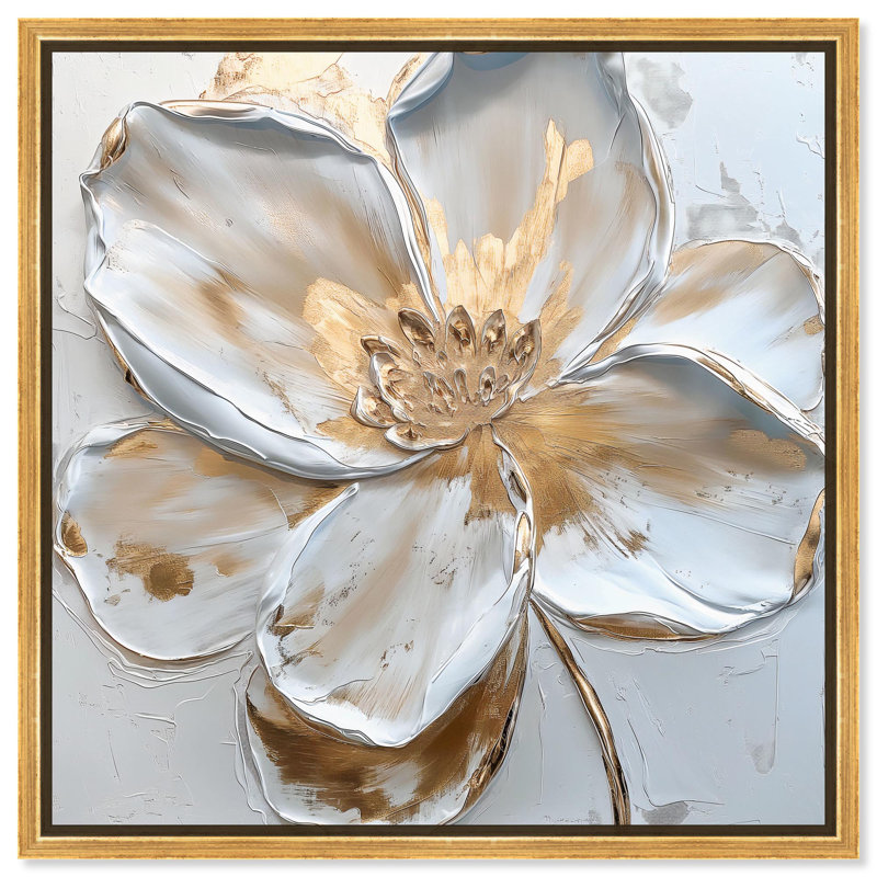 «Ivory White II», art floral élégant par Art Remedy, H 31 po x l 31 po x P 1,8 po, Cadre flottant doré