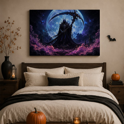 Personnage sombre en armure avec une faux sous une grande toile bleue d'Halloween