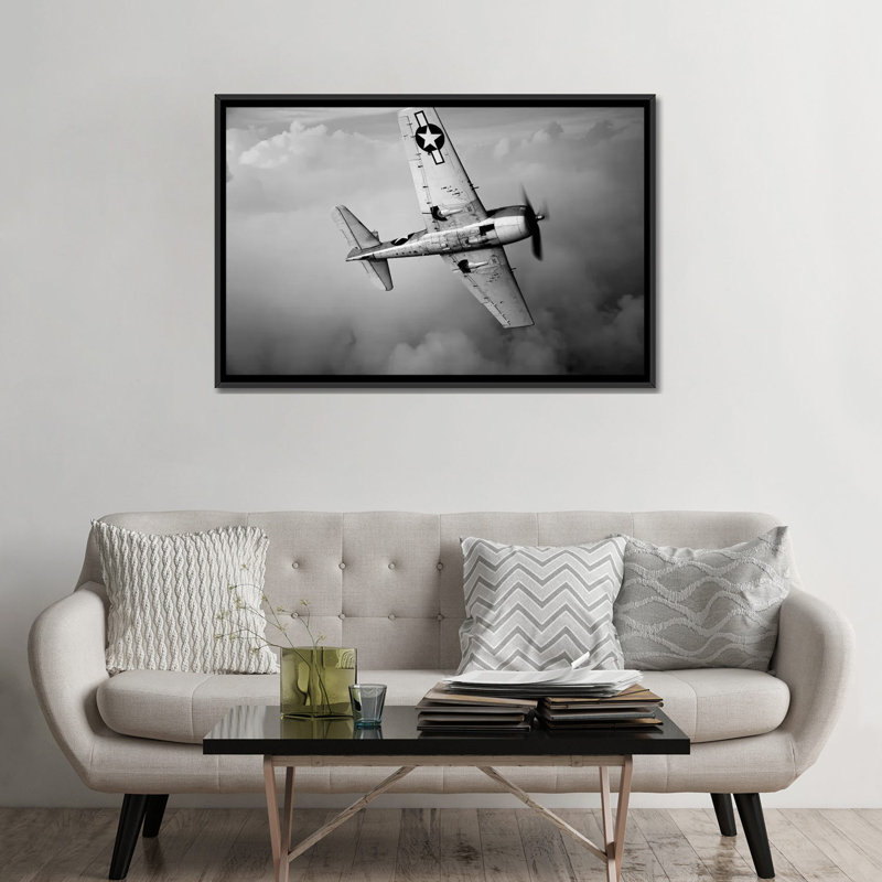 « a grumman f6f hellcat fighter plan », reproduction de photo sur toile, H 32 po x l 48 po x P 1,5 po, Toile avec cadre noir