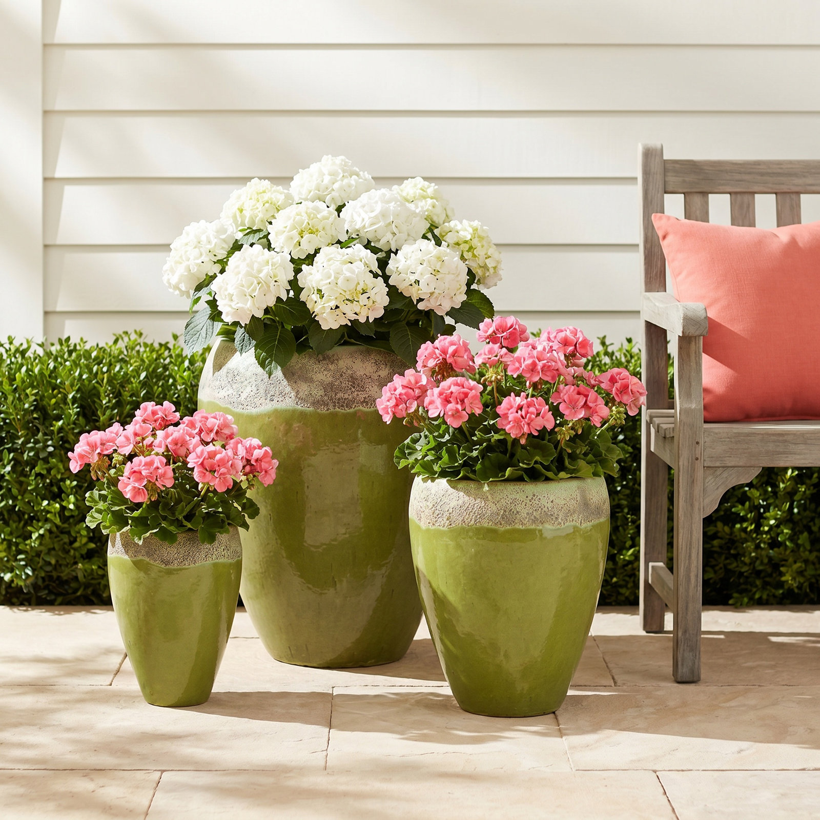 Tilton 22" Ceramic Pot Planter