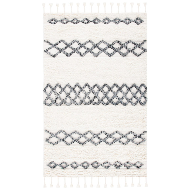 Benyam Hand Loomed Wool/Cotton Geometric Rug in Ivory/Dark Gray, Rectangle 3' x 5'