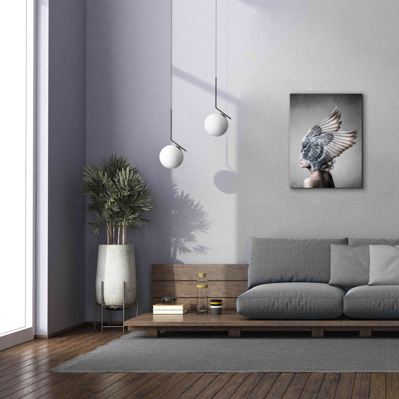 «Selene» par Design Fabrikken, estampe numérique sur toile, H 34 po x l 26 po x P 1,5 po