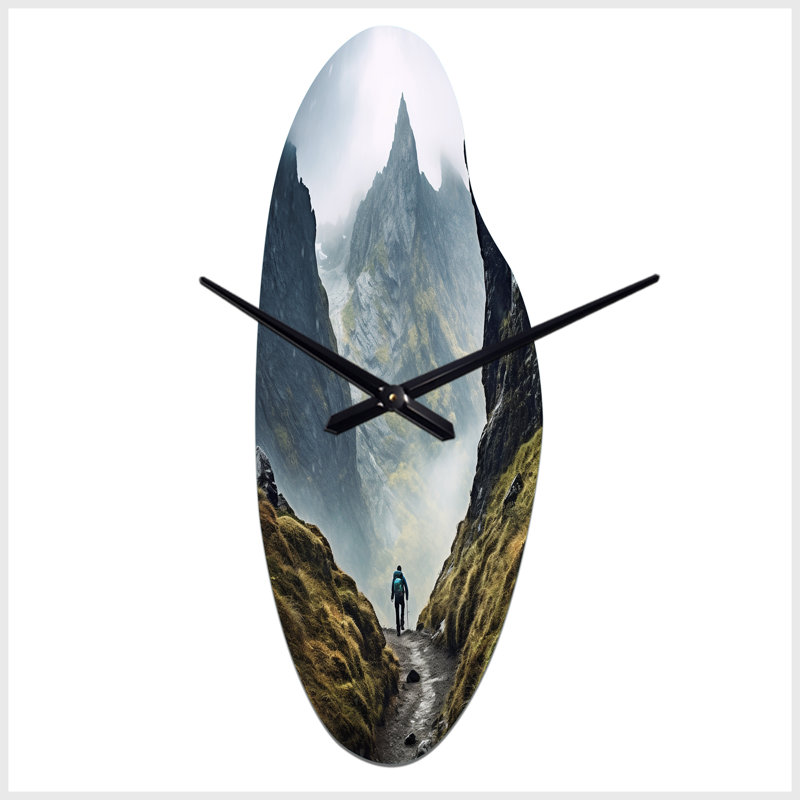 Horloge murale asymétrique Crystelle Mountain Randonnée - Photo III, Moyenne