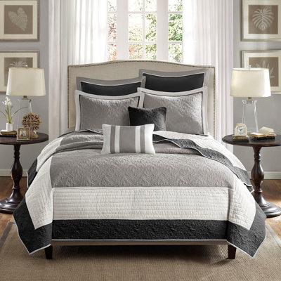 7 Piece Quilt In Black Full/queen, Euro Shams, Medallion Quilt, Solid Border, Easy Washable Home Decor Traditional Quilting, Machine