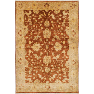 Tapis unique en laine noué à la main style Chobi beige et brun des années 2010 de 6 pi 6 po x 9 pi 8 po Quontez
