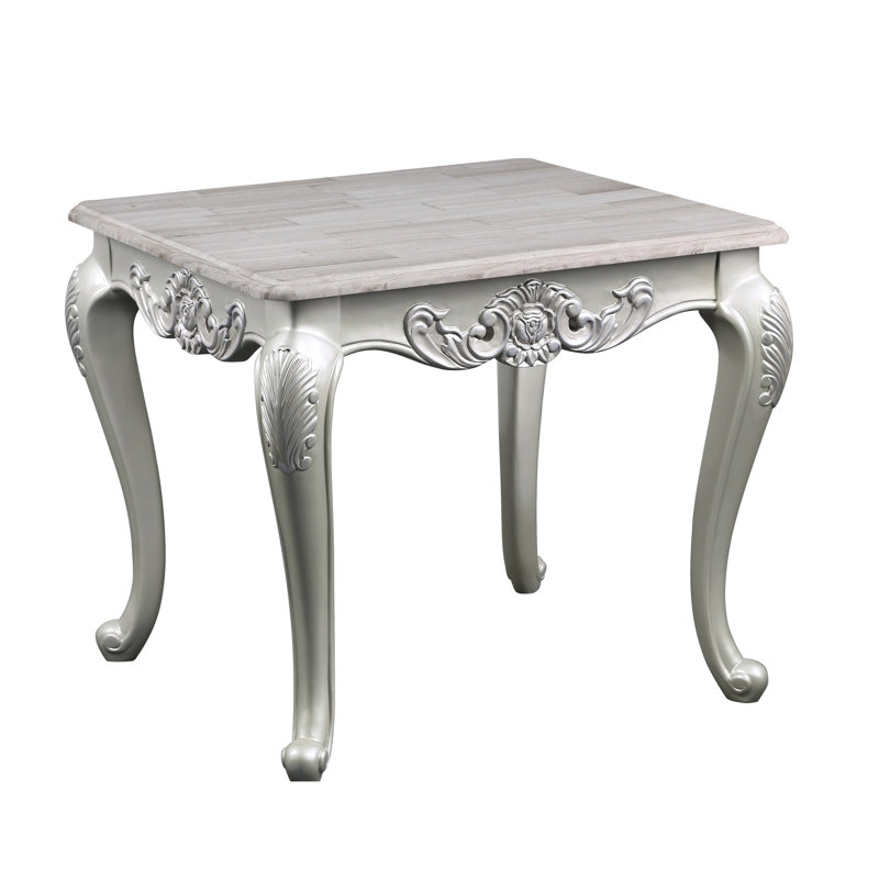 Table de bout de salon argentée - Créez un look luxueux, moderne, contemporain, spacieux, fonctionnel, et attrayant
