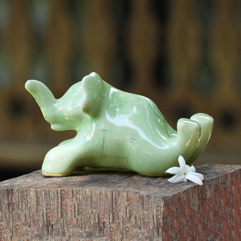 Sculpture en céramique celadon éléphant amusant Sergei