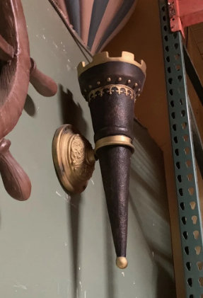 Hinley Medieval Torch Wall Decor Statue