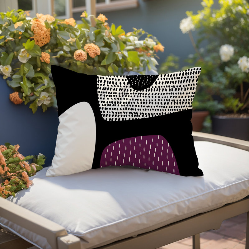 Coussin lombaire réversible intérieur / extérieur Vikka, H 14 po x l 20 po, Mauve / noir / blanc cassé