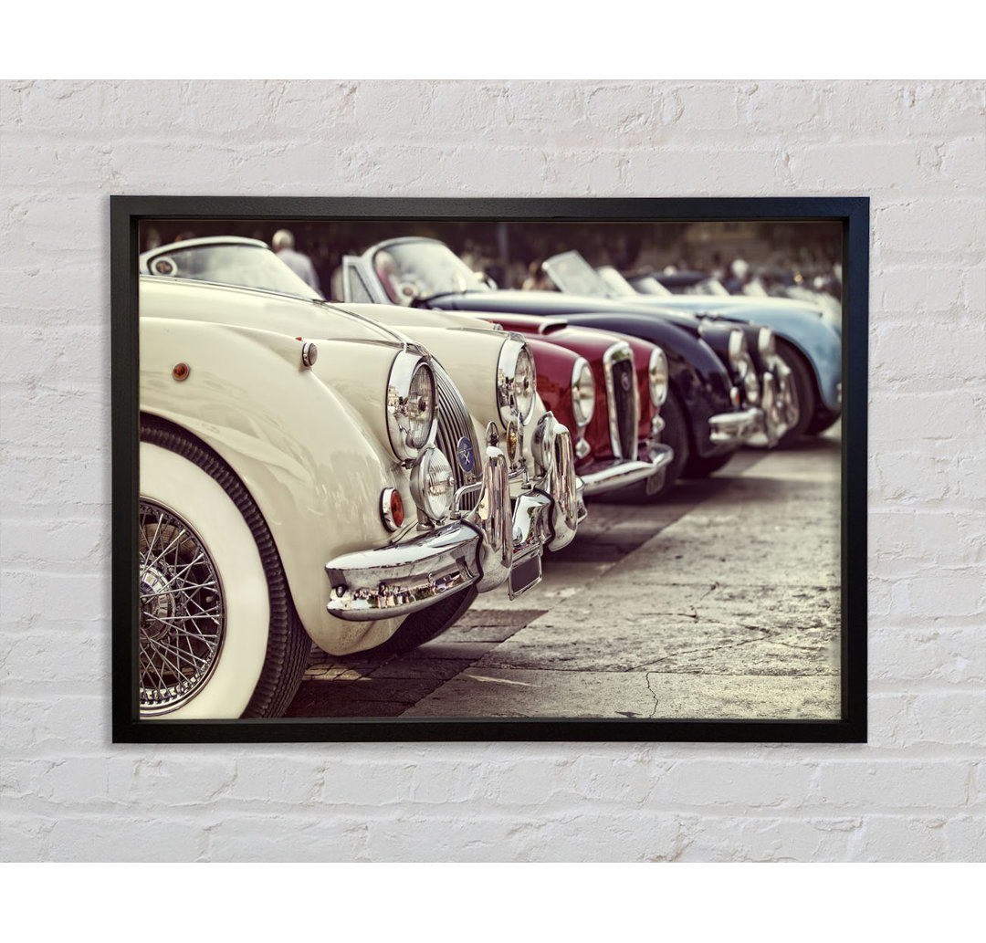 Classic Cars In A Row - Einzelner Bilderrahmen Kunstdrucke auf Leinwand